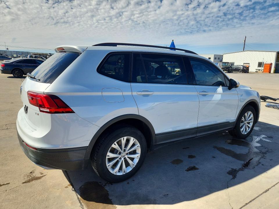 2018 Volkswagen Tiguan VIN 3VV1B7AXXJM123792 COPART salvage auction — FRONT END, Tx - Certificate Of Title, sold $4,000 on 2026-07-02 (photo 3)