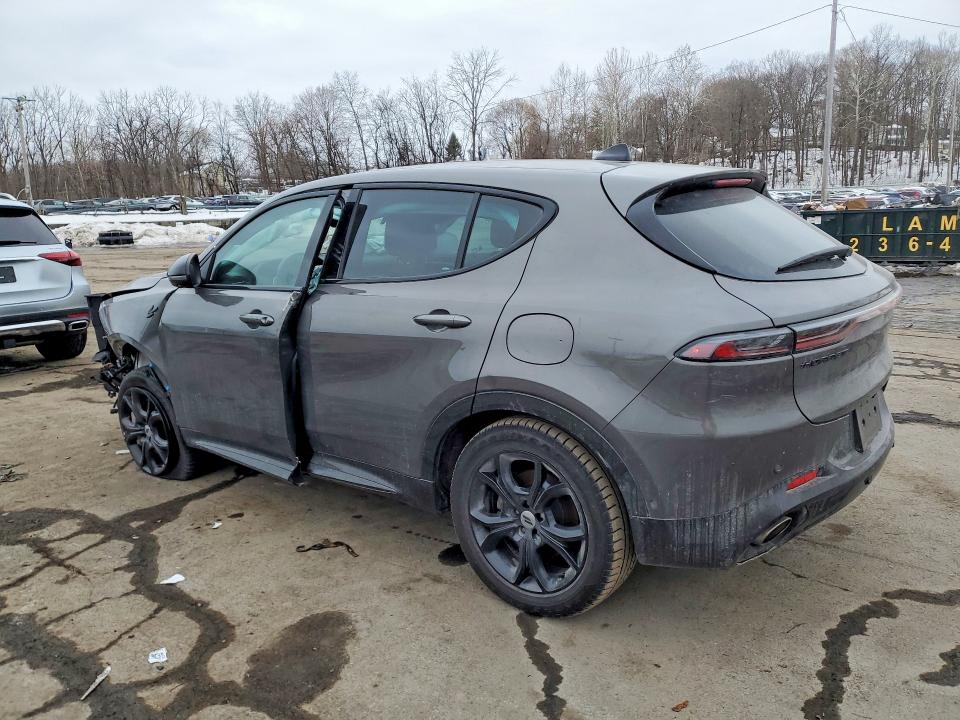 2024 Dodge Hornet VIN ZACPDFCW2R3A18889 COPART salvage auction — FRONT END, Salvage Title, sold $2,500 on 2026-07-09 (photo 2)
