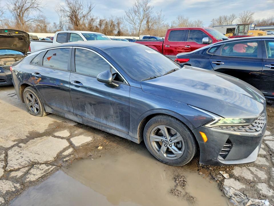 2021 Kia K5 VIN 5XXG14J20MG013760 COPART salvage auction — SIDE, Mo - Salvage Certificate Of Title, sold $3,850 on 2026-07-07 (photo 4)