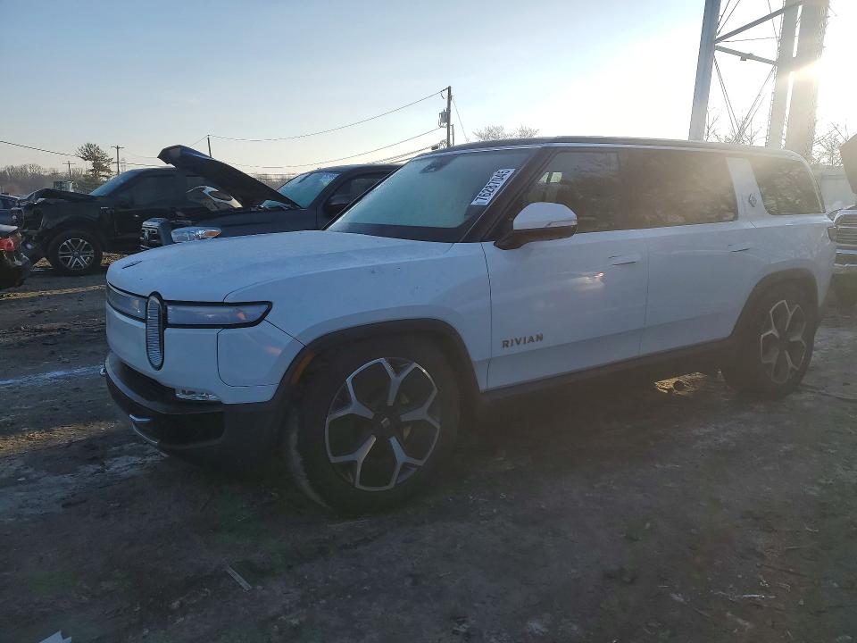 2023 Rivian R1s VIN 7PDSGABA3PN005165 COPART salvage auction — MECHANICAL, NJ - CERT OF TITLE-SALVAGE, sold $225 on 2026-07-29 (photo 1)