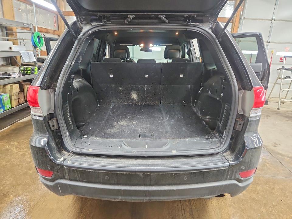 2018 Jeep Grand cherokee VIN 1C4RJFAG1JC106976 COPART salvage auction — FRONT END, Il - Certificate Of Title, sold $4,200 on 2026-08-03 (photo 6)