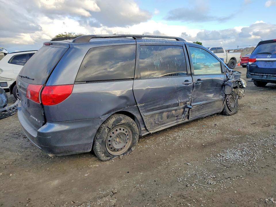2007 Toyota Sienna VIN 5TDZK23C47S071454 COPART salvage auction — FRONT END, Ca - Salvage Certificate, sold $700 on 2026-07-02 (photo 3)
