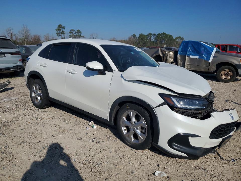 2023 Honda Hr-v VIN 3CZRZ2H35PM746145 COPART salvage auction — FRONT END, Tx - Salvage Vehicle Title, sold $4,050 on 2026-07-02 (photo 4)