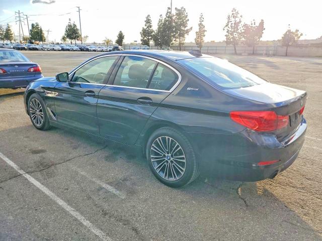 2019 BMW 5 series VIN WBAJA9C56KB389776 COPART salvage auction — MINOR DENT/SCRATCHES, Ca - Dis/Dlr/Exp Clean W/Salv Hist, sold $7,700 on 2026-07-28 (photo 2)
