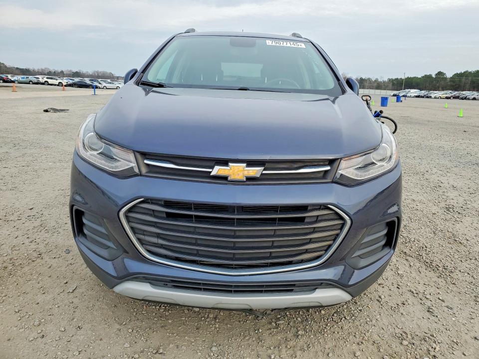 2019 Chevrolet Trax VIN 3GNCJPSBXKL295915 COPART salvage auction — SIDE, Nc - Unregisterable Cert Of Title, sold $2,050 on 2026-07-09 (photo 5)