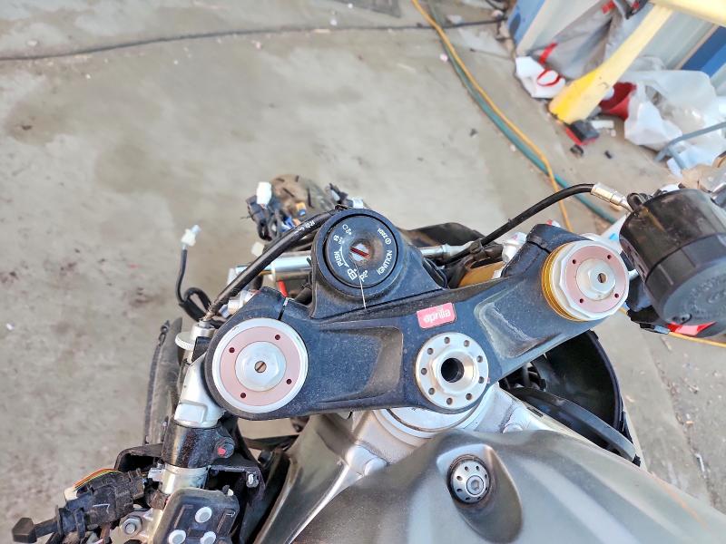 2024 Aprilia Rsv VIN ZD4KYUA0XRS001055 COPART salvage auction — ALL OVER, NM - CERT OF TITLE-SALVAGE, sold $60 on 2026-07-23 (photo 7)