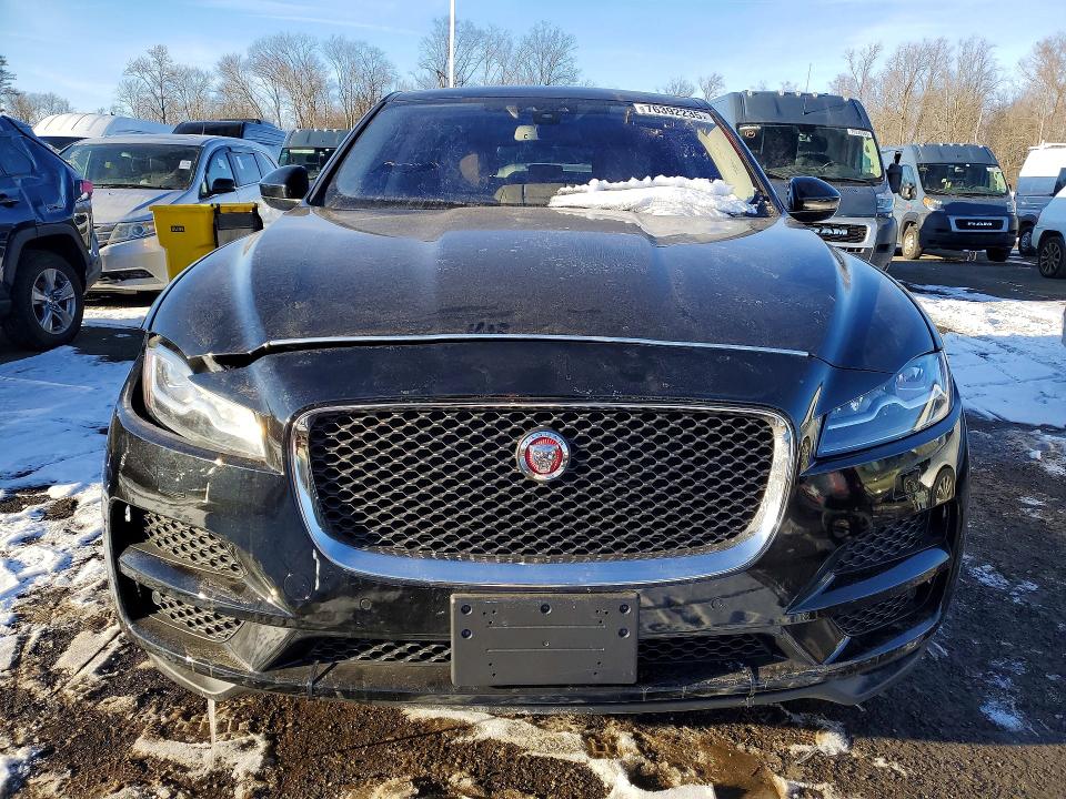 2017 Jaguar F-pace VIN SADCK2BV0HA071172 COPART salvage auction — FRONT END, Ct - Certificate Of Title, sold $7,400 on 2026-07-27 (photo 5)