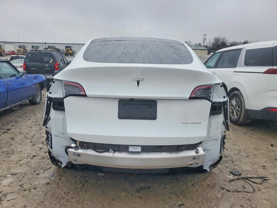 2023 Tesla Model y VIN 7SAYGDEE6PF868271 COPART salvage auction — FRONT END, Salvage Title, sold $8,800 on 2026-07-30 (photo 6)