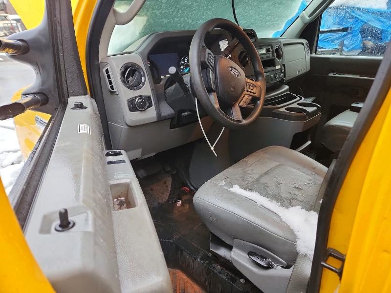 2024 Ford Econoline VIN 1FDWE3FN4RDD08743 COPART salvage auction — SIDE, Az - Cert Of Title - Salvage, sold $7,500 on 2026-07-28 (photo 8)