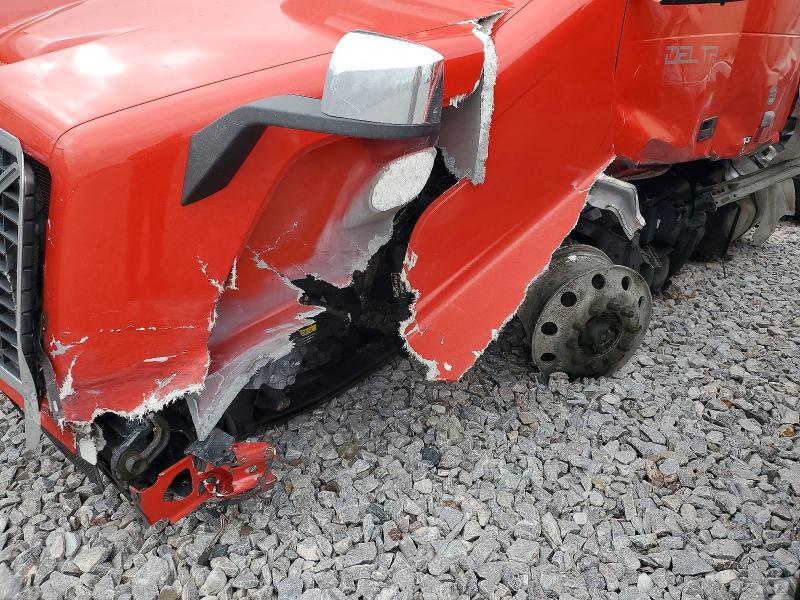 2017 Volvo Vnl VIN 4V4NC9EH5HN980411 COPART salvage auction — UNDERCARRIAGE, Ne - Cert Of Title-Salvage, sold $1,550 on 2026-07-08 (photo 9)