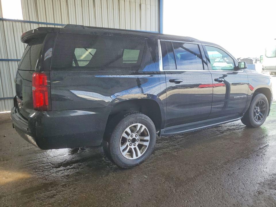 2020 Chevrolet Suburban VIN 1GNSKGKCXLR228372 COPART salvage auction — NORMAL WEAR, Ma - Dis/Dlr/Exp Only Clean Title, sold $2,550 on 2026-07-02 (photo 3)