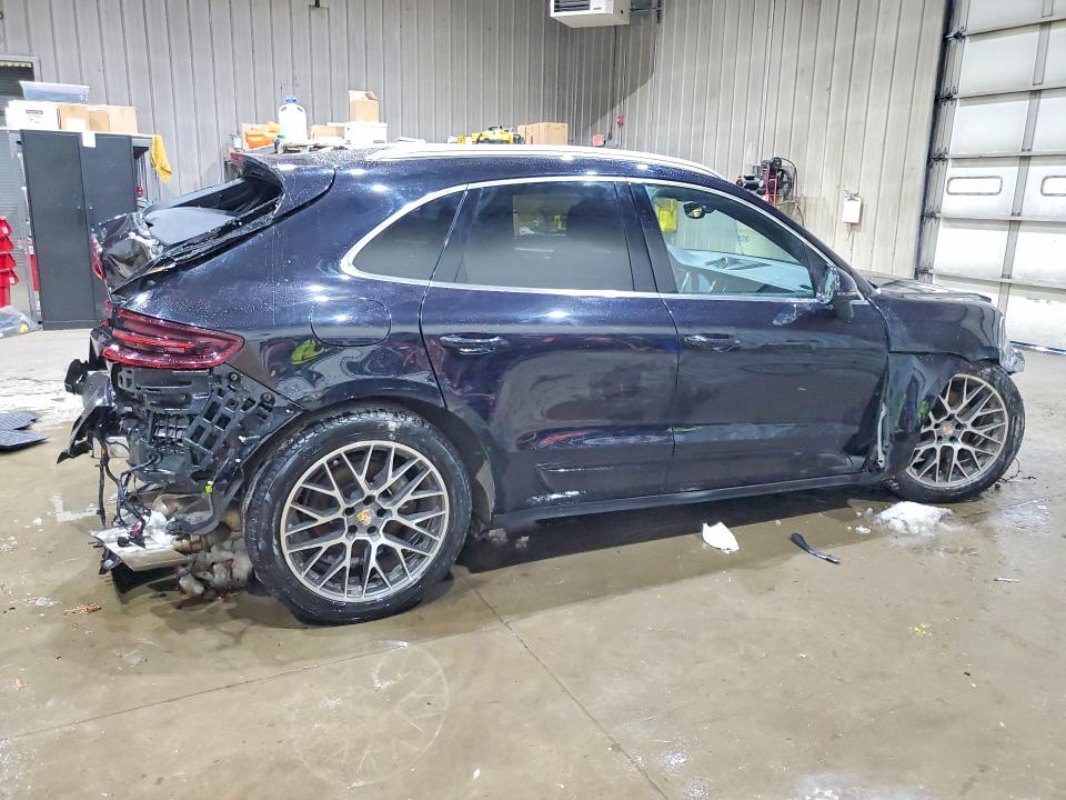 2018 Porsche Macan VIN WP1AB2A56JLB32649 COPART salvage auction — REAR END, Nh - Cert Of Title-Salvage, sold $6,600 on 2026-08-18 (photo 3)