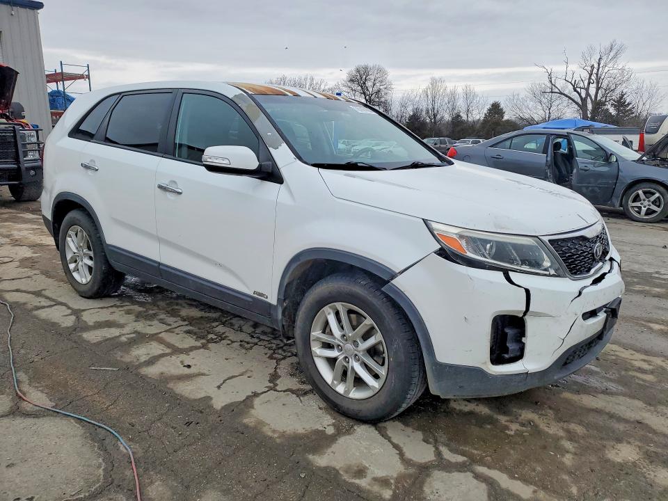 2015 Kia Sorento VIN 5XYKTCA64FG623757 COPART salvage auction — FRONT END, Mo - Salvage Certificate Of Title, sold $1,000 on 2026-07-27 (photo 4)