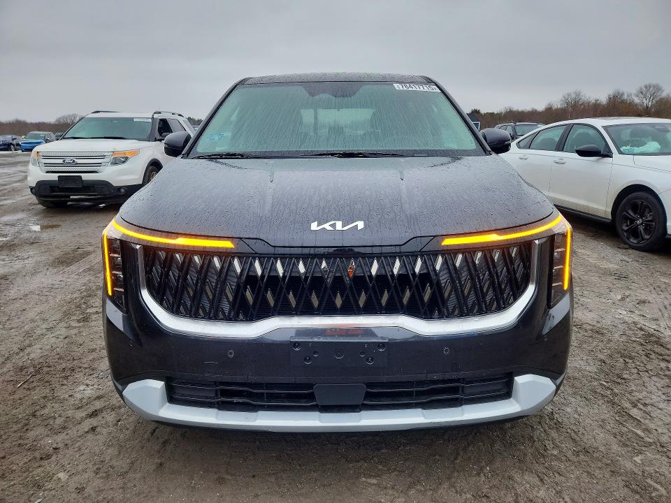 2025 Kia Carnival VIN KNDNB5K31S6535343 COPART salvage auction — UNDERCARRIAGE, Fl - Certificate Of Destruction, sold $21,100 on 2026-07-29 (photo 5)