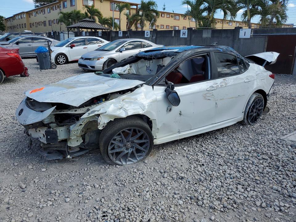 2025 Toyota Camry VIN 4T1DAACK1SU054934 COPART salvage auction — ROLLOVER, Ga - Certificate Of Title (P), sold $1,900 on 2026-07-10 (photo 1)