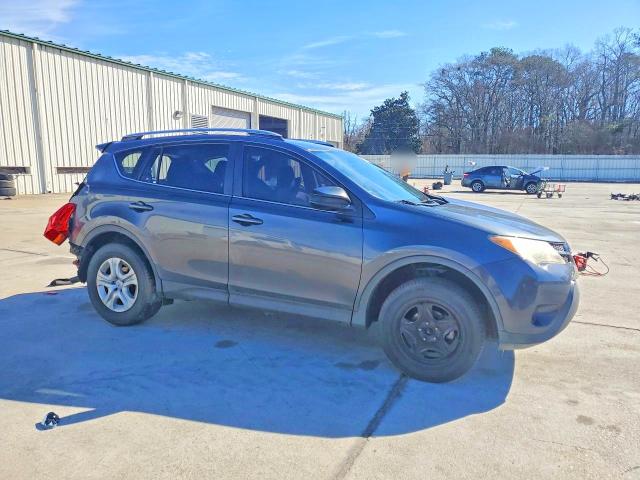 2015 Toyota Rav 4 VIN JTMZFREV6FD057108 COPART salvage auction — REAR END, Sc - Cert Of Title-Salvage, sold $1,450 on 2026-07-24 (photo 4)