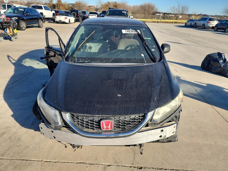 2013 Honda Civic VIN 2HGFB2F55DH598981 COPART salvage auction — SIDE, Tx - Salvage Vehicle Title, sold $650 on 2026-07-02 (photo 5)