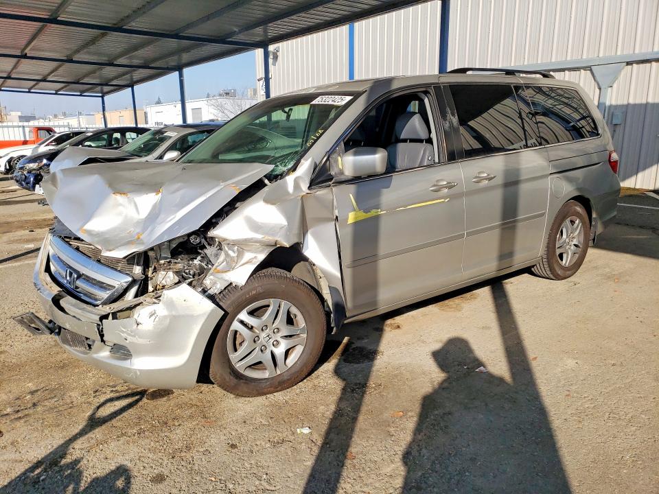 2007 Honda Odyssey VIN 5FNRL387X7B424248 COPART salvage auction — FRONT END, CA - SALVAGE CERTIFICATE, sold $375 on 2026-07-09 (photo 1)