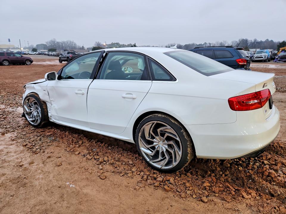 2015 Audi A4 VIN WAUBFAFL0FN043146 COPART salvage auction — SIDE, AL - CERT OF TITLE-SALVAGE TITLE, sold $1,850 on 2026-07-29 (photo 2)