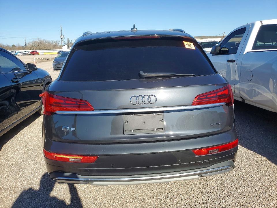 2021 Audi Q5 VIN WA1BAAFY4M2010205 COPART salvage auction — Minor Dent/Scratches, TX - CERTIFICATE OF TITLE, sold $10,700 on 2026-07-09 (photo 6)