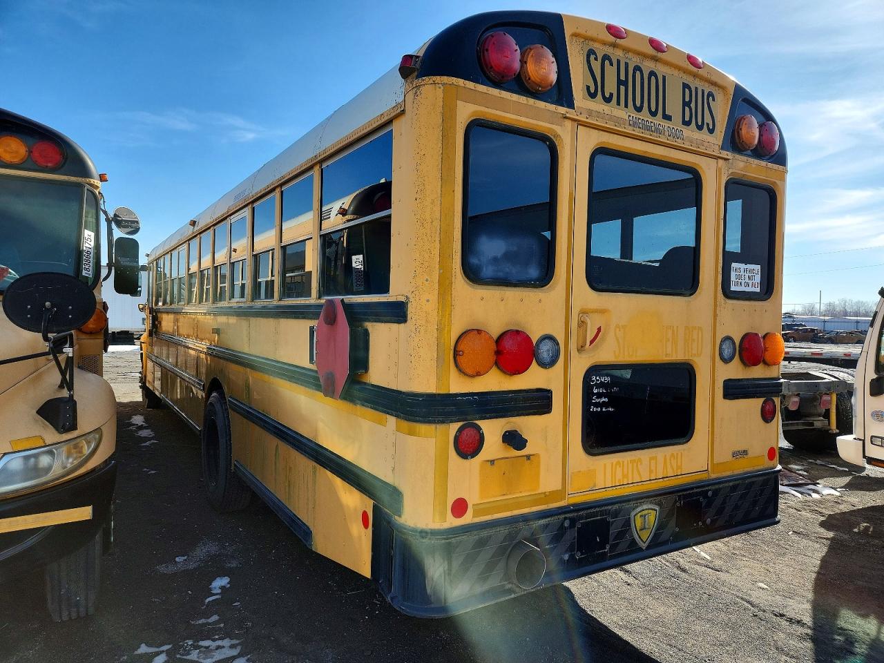 2013 Ic Corporation Ce Series School VIN 4DRBUSKN0DB199221 COPART salvage auction — Normal Wear, IL - CERTIFICATE OF TITLE, sold $1,800 on 2026-07-06 (photo 3)