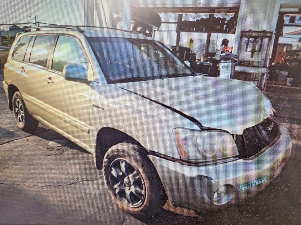 2003 Toyota Highlander VIN JTEGF21A130121541 COPART salvage auction — FRONT END, HI - CERTIFICATE OF SALVAGE, sold $1 on 2026-07-29 (photo 4)