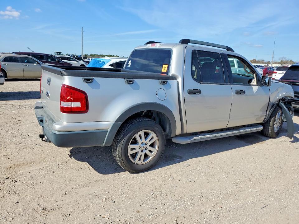 2007 Ford Explorer sport trac VIN 1FMEU31K17UA46320 COPART salvage auction — FRONT END, LA - CERT OF TITLE-SALVAGE, sold $1,100 on 2026-07-09 (photo 3)