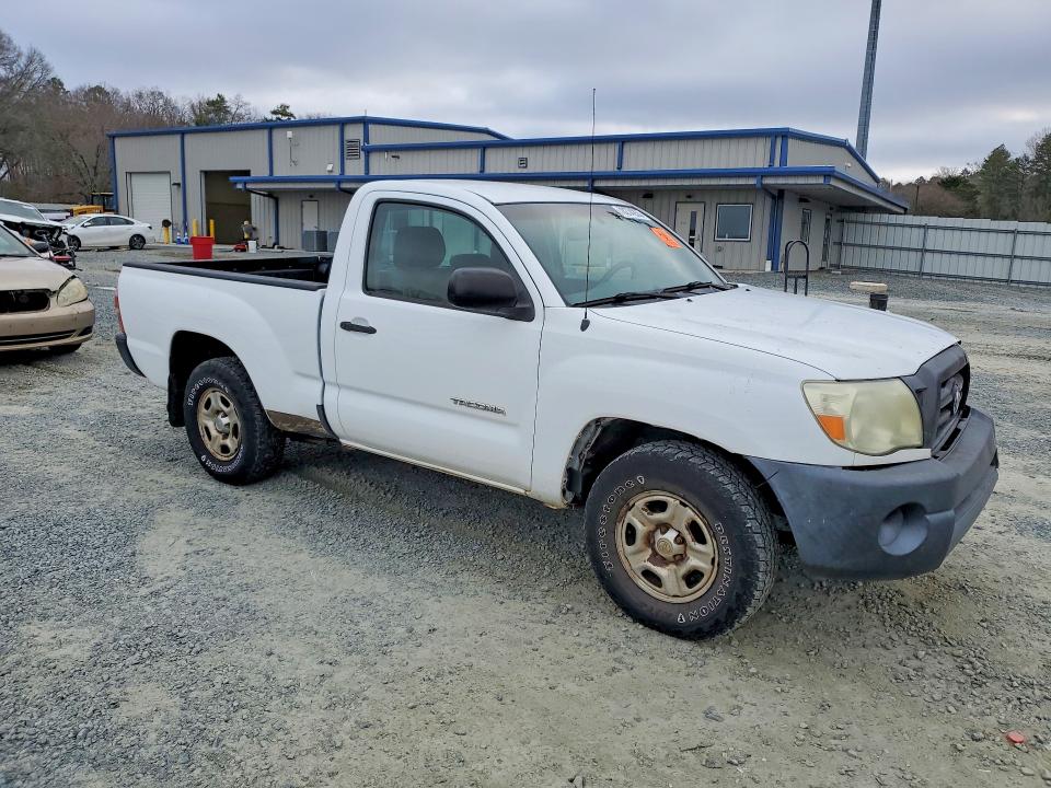 2006 Toyota Tacoma VIN 5TENX22N96Z273159 COPART salvage auction — SIDE, Nc - Dealer Only Clean Title, sold $3,700 on 2026-07-30 (photo 4)