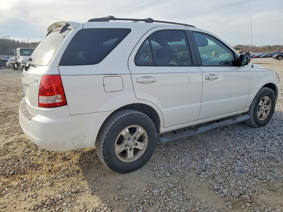2006 Kia Sorento VIN KNDJD733265619184 COPART salvage auction — MINOR DENT/SCRATCHES, TN - SALVAGE CERTIFICATE, sold $600 on 2026-07-16 (photo 3)