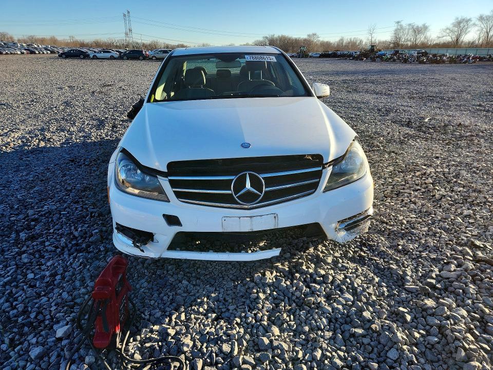 2014 Mercedes-benz C-klasse VIN WDDGF8AB2EA913135 COPART salvage auction — FRONT END, Il - Salvage Certificate, sold $600 on 2026-08-03 (photo 5)
