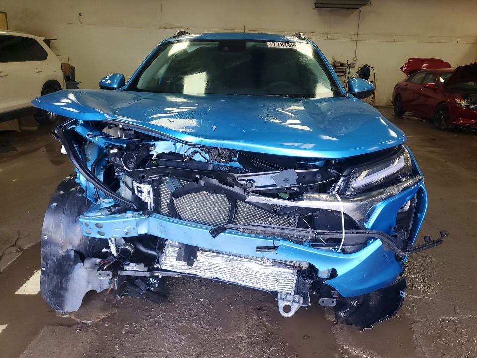 2025 Chevrolet Trax VIN KL77LHEP6SC035215 COPART salvage auction — FRONT END, Mi - Certificate Of Title, sold $2,850 on 2026-07-14 (photo 5)