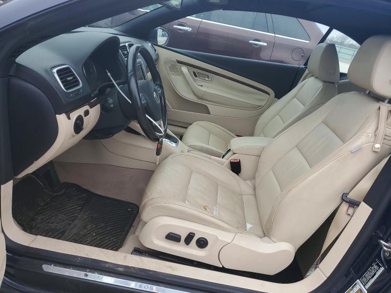 2010 Volkswagen Eos VIN WVWFA7AH3AV025838 COPART salvage auction — FRONT END, Mo - Dealer Only Clean Title (P), sold $90 on 2026-08-04 (photo 7)