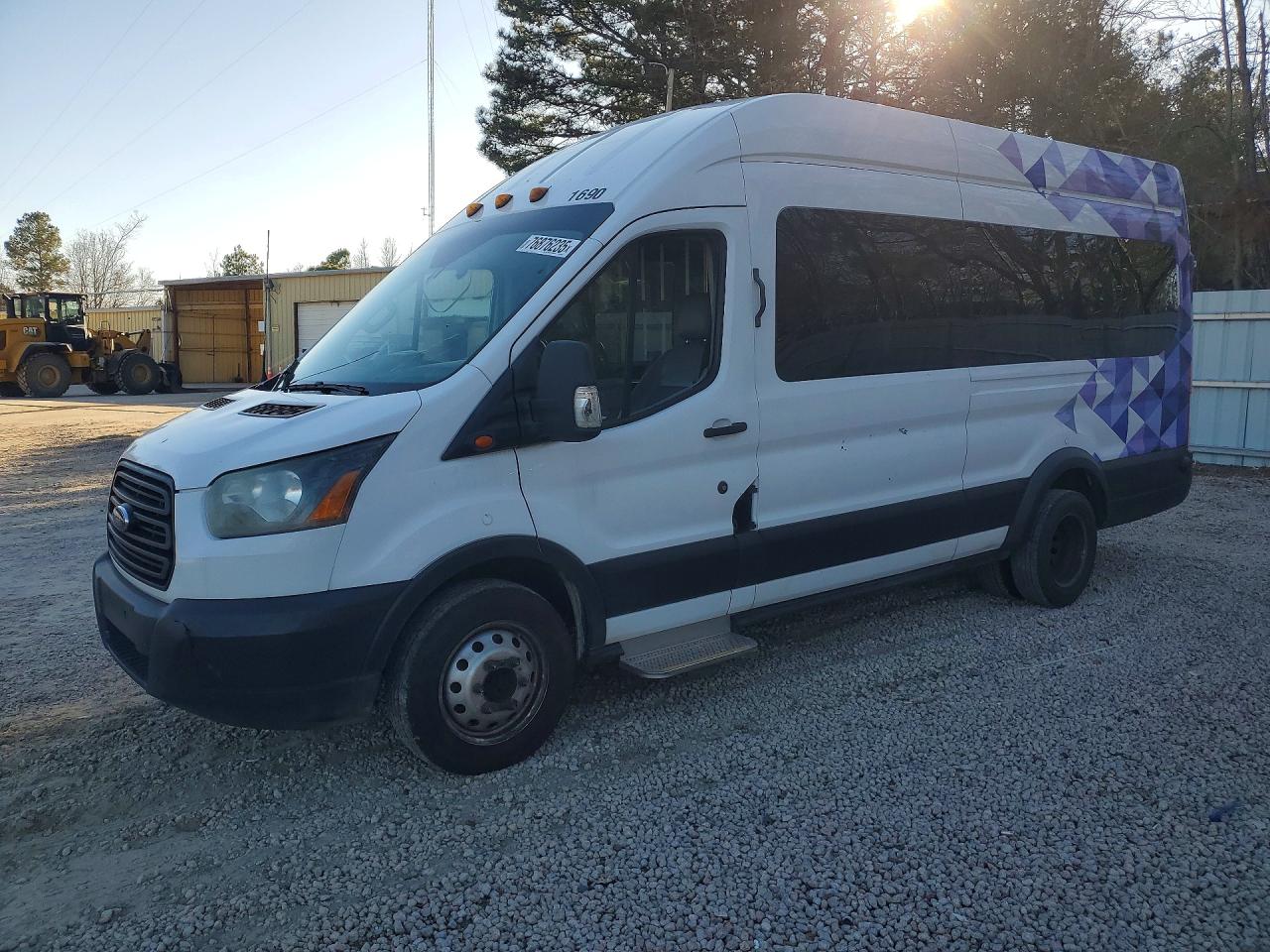 2019 Ford Transit VIN 1FDVU4XM7KKB47770 — COPART salvage auction photo