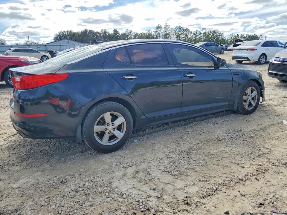 2015 Kia Optima VIN 5XXGM4A73FG435687 COPART salvage auction — SIDE, FL - CERTIFICATE OF DESTRUCTION, sold $650 on 2026-07-31 (photo 3)