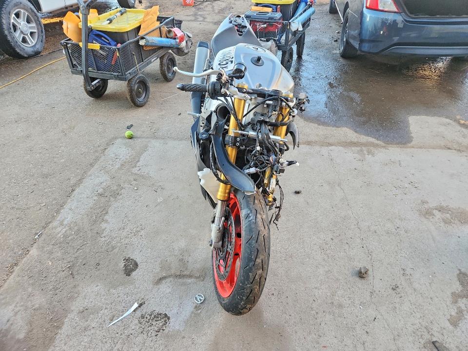 2024 Aprilia Rsv VIN ZD4KYUA0XRS001055 COPART salvage auction — ALL OVER, NM - CERT OF TITLE-SALVAGE, sold $60 on 2026-07-23 (photo 2)