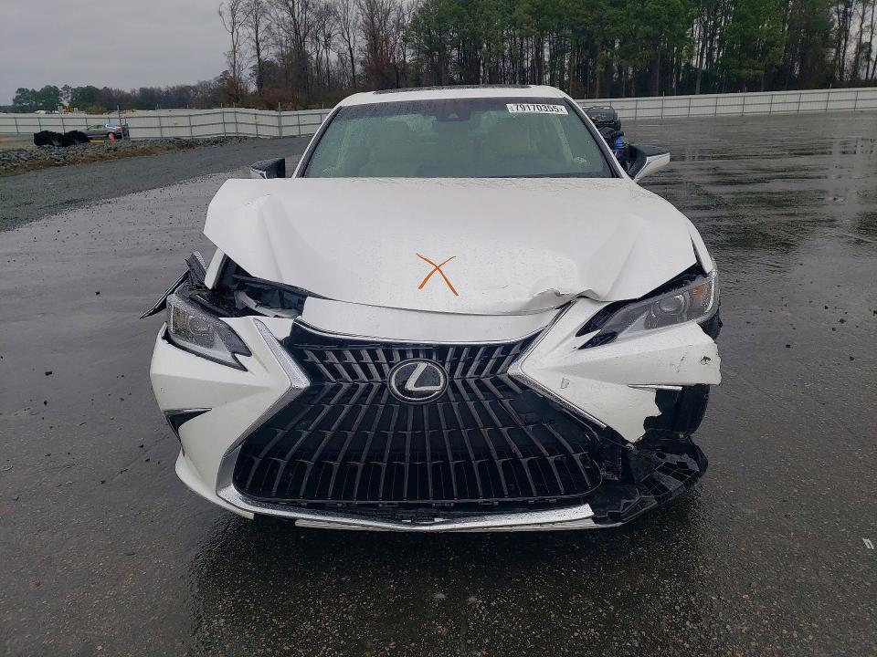 2025 Lexus ES VIN 58ADZ1B11SU185176 COPART salvage auction — FRONT END, Nc - Salvage Certificate Of Title, sold $9,500 on 2026-07-30 (photo 5)
