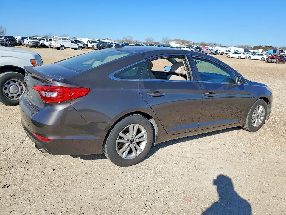 2015 Hyundai Sonata VIN 5NPE24AFXFH144466 COPART salvage auction — VANDALISM, Tx - Salvage Vehicle Title, sold $900 on 2026-07-02 (photo 3)