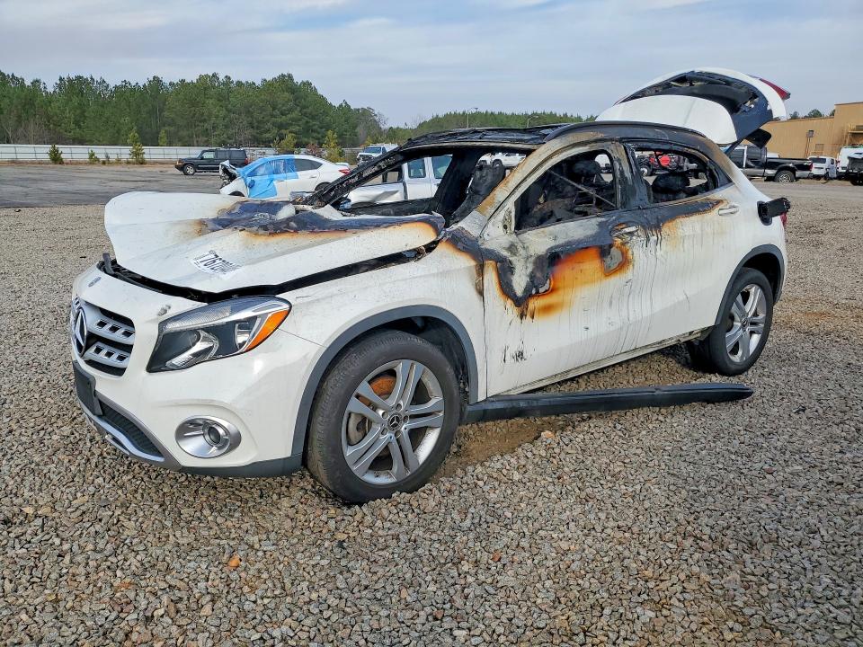 2020 Mercedes-benz Gla-class VIN WDCTG4GB8LU021726 COPART salvage auction — BURN, SC - CERT OF TITLE-SALVAGE FIRE, sold $625 on 2026-08-14 (photo 1)