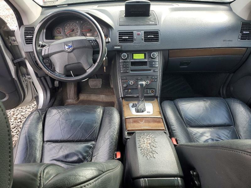 2010 Volvo Xc90 VIN YV4982CZ5A1552897 COPART salvage auction — MINOR DENT/SCRATCHES, Nv - Salvage Title, sold $90 on 2026-07-30 (photo 8)