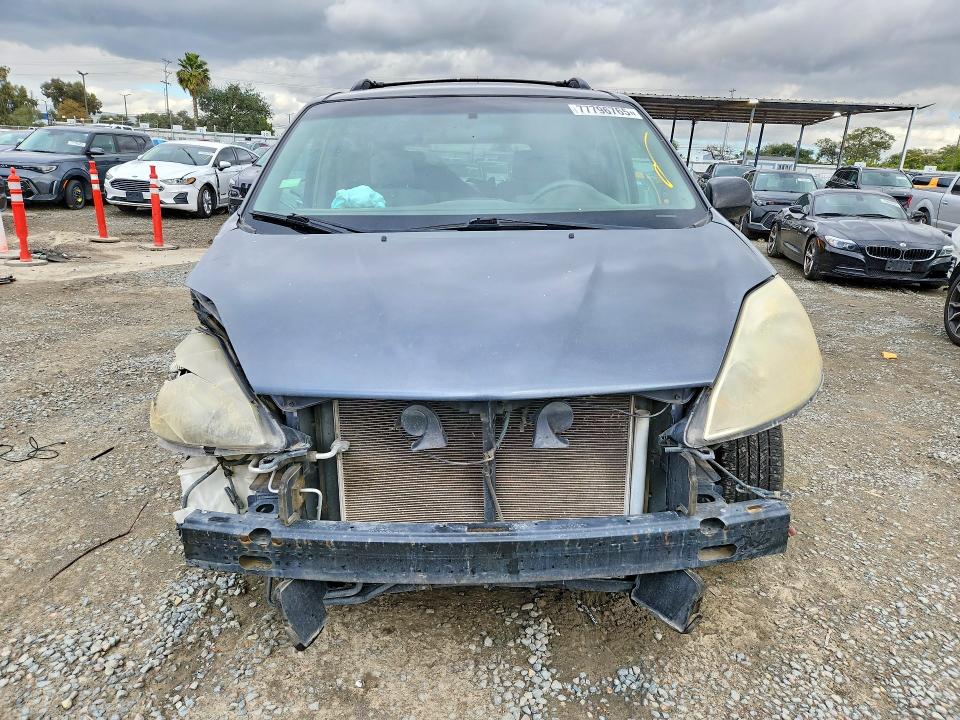2007 Toyota Sienna VIN 5TDZK23C47S071454 COPART salvage auction — FRONT END, Ca - Salvage Certificate, sold $700 on 2026-07-02 (photo 5)
