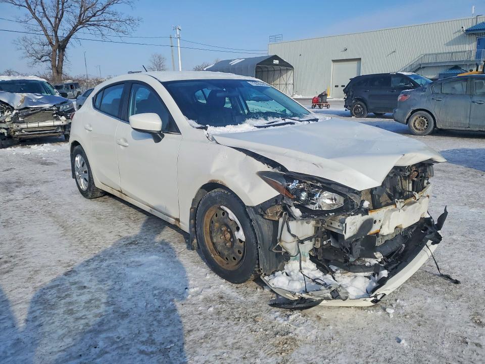 2014 Mazda 3 VIN JM1BM1L72E1104955 COPART salvage auction — FRONT END, Qc - Gravement Accidente, sold $500 on 2026-07-07 (photo 4)