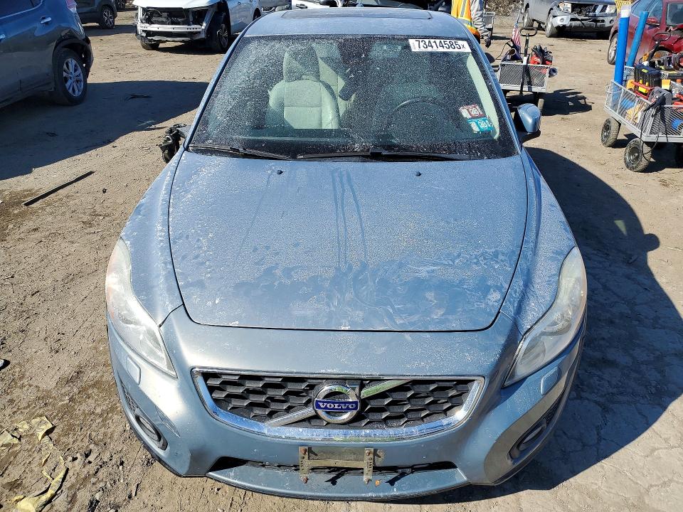 2012 Volvo C30 VIN YV1672MK8C2269900 COPART salvage auction — SIDE, Md - Cert Of Salvage > 75% Damage, sold $600 on 2026-08-04 (photo 5)