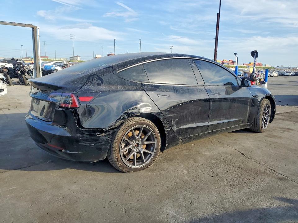 2022 Tesla Model 3 VIN 5YJ3E1EA6NF373378 COPART salvage auction — REAR END, Ca - Salvage Certificate, sold $8,200 on 2026-07-31 (photo 3)