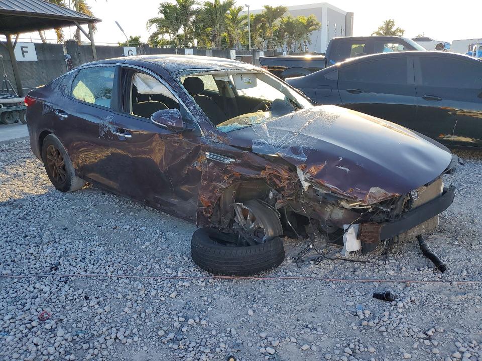 2020 Kia Optima VIN 5XXGT4L32LG428318 COPART salvage auction — NORMAL WEAR, Fl - Cert Of Title-Flood & Rebuilt (P), sold $1,750 on 2026-07-28 (photo 4)