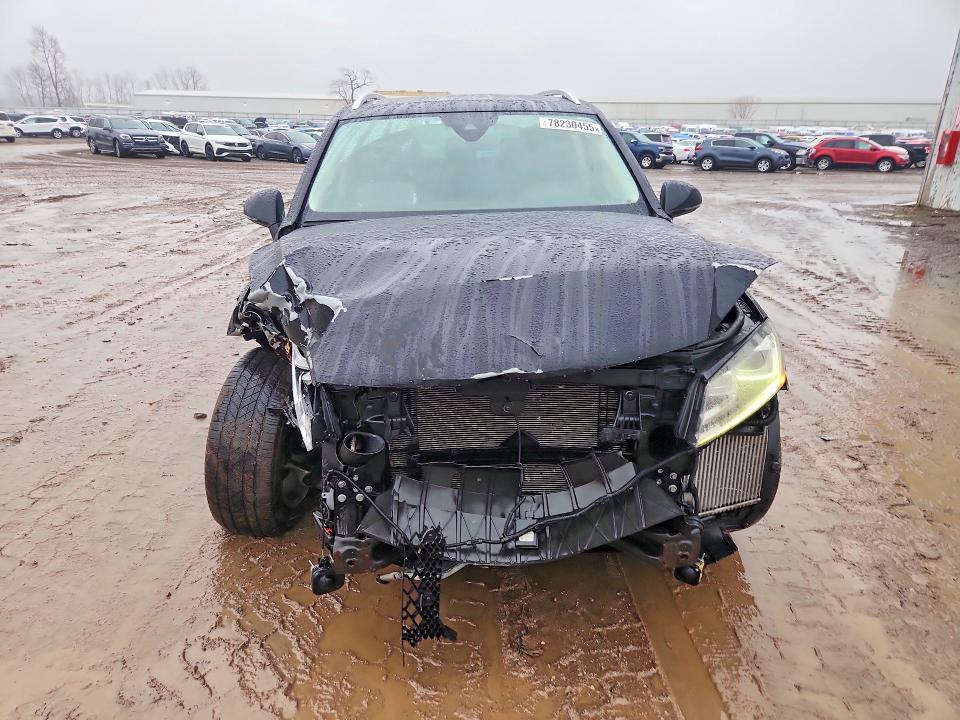 2016 Volkswagen Touareg VIN WVGEP9BP0GD005360 COPART salvage auction — FRONT END, Salvage Title, sold $1,000 on 2026-08-05 (photo 5)