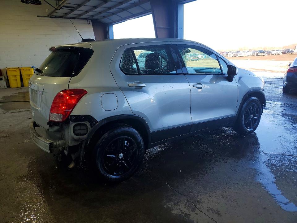 2018 Chevrolet Trax VIN 3GNCJKSB0JL351300 COPART salvage auction — FRONT END, Il - Salvage Certificate, sold $2,050 on 2026-07-06 (photo 3)
