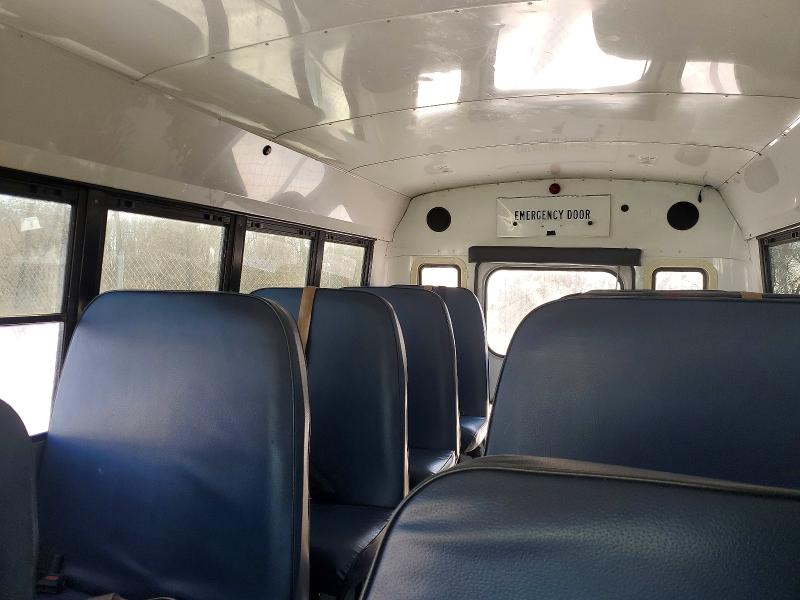 2009 Gmc Savana VIN 1GDHG31C191119820 COPART salvage auction — NORMAL WEAR, Ny - Certificate Of Title, sold $1,400 on 2026-07-09 (photo 6)
