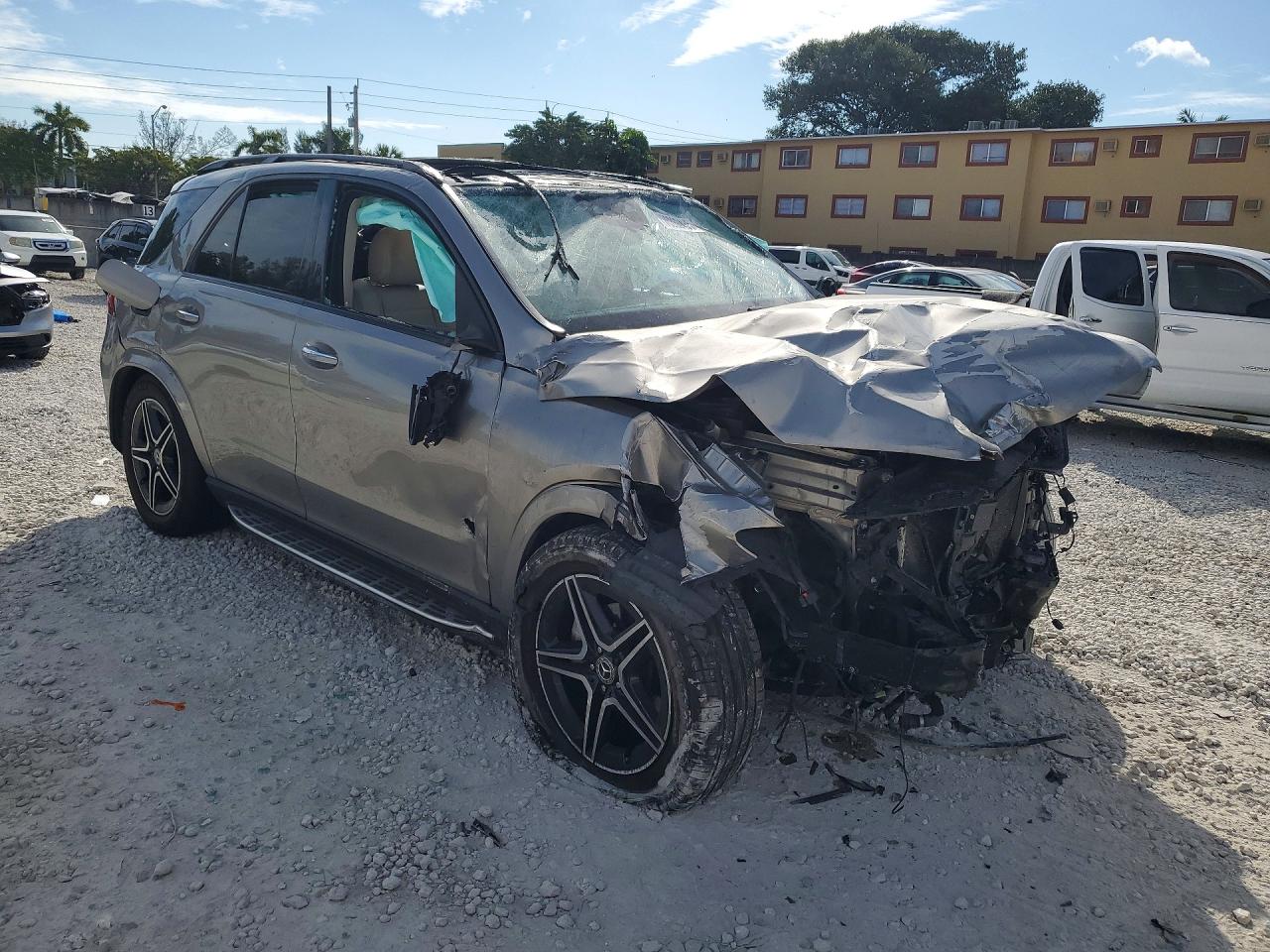 2021 Mercedes-Benz GLE-Class VIN 4JGFB4JB0MA474487 COPART salvage auction — Rollover, FL - CERTIFICATE OF DESTRUCTION, sold $5,800 on 2026-06-30 (photo 4)