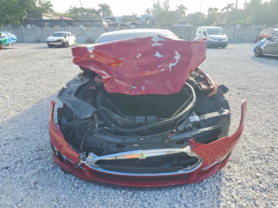 2013 Tesla Model s VIN 5YJSA1DP1DFP13077 COPART salvage auction — FRONT END, Fl - Cert Of Title Slvg Rebuildable, sold $1,250 on 2026-07-07 (photo 5)