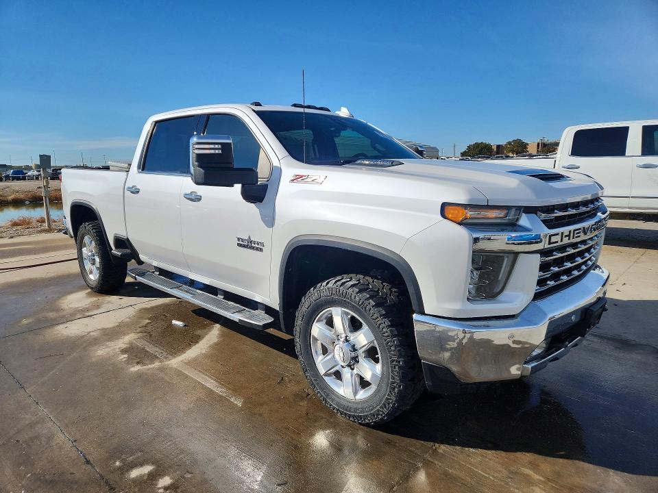 2020 Chevrolet Silverado 2500 VIN 1GC4YPEY6LF114720 COPART salvage auction — VANDALISM, Tx - Certificate Of Title, sold $28,750 on 2026-07-09 (photo 4)